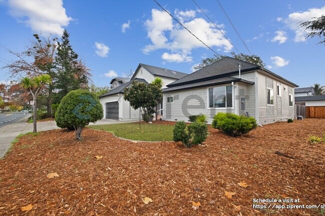 Photo - 7920 Hembree Ln