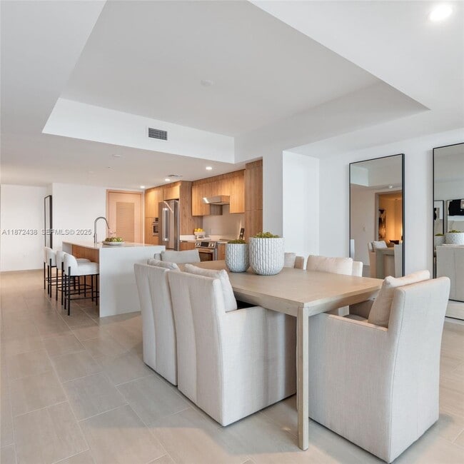 Photo - 10281 W Bay Harbor Dr Unidad 402