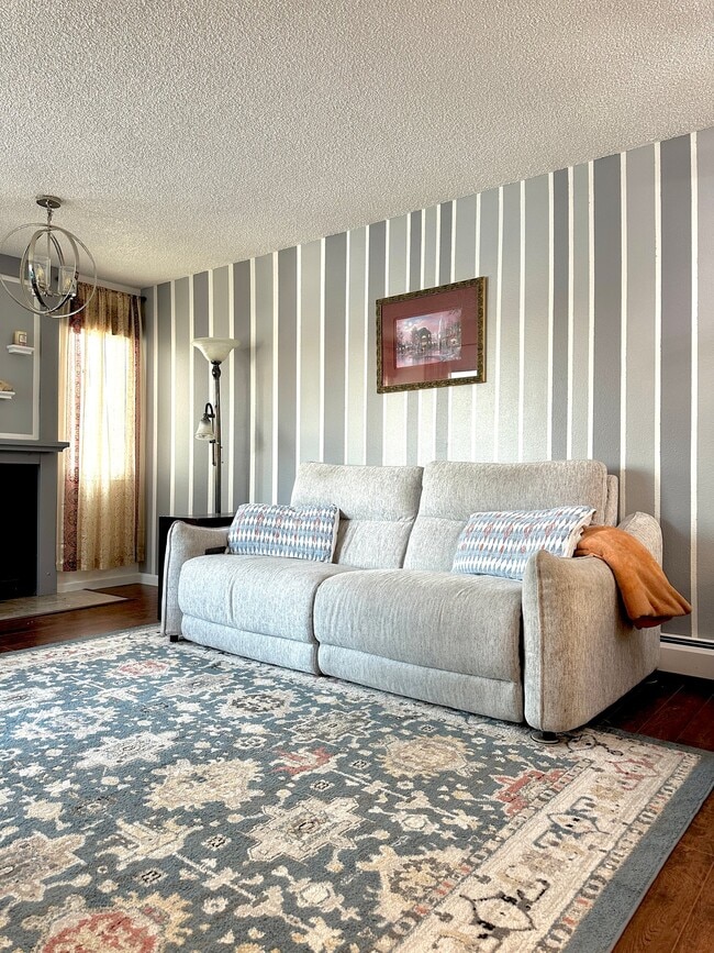 Photo - 1631 Eastridge Dr Unidad Apt 302