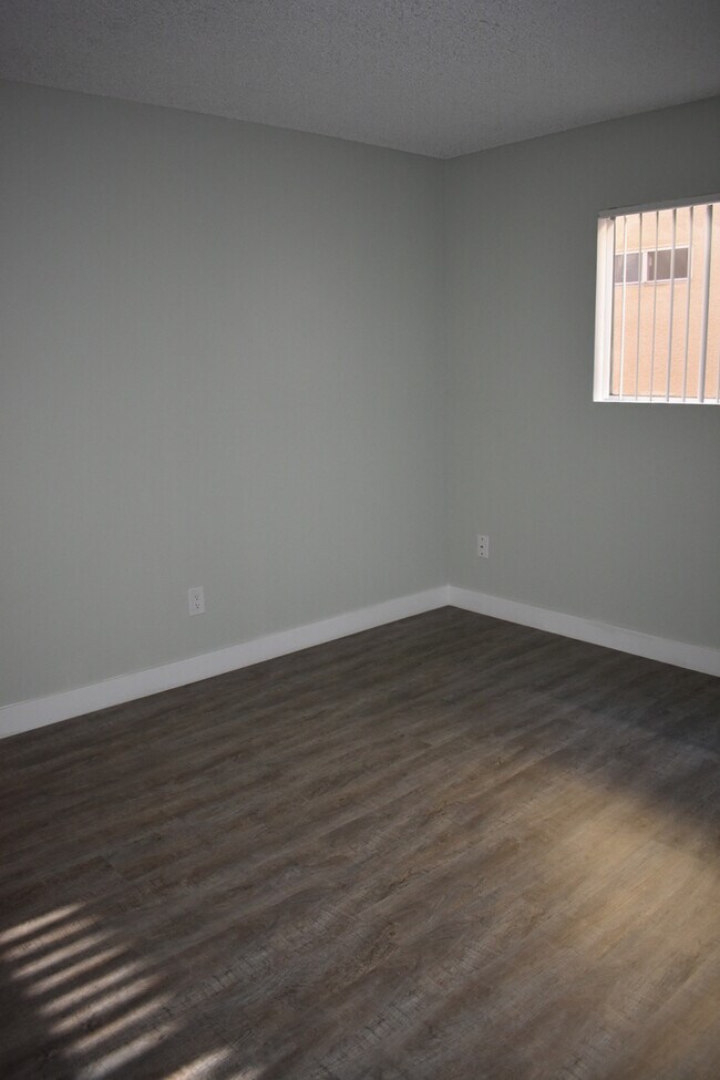 Photo - Cerise (Fountain Villa)