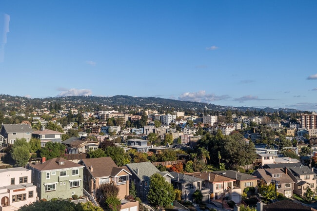 Photo - 491 Crescent