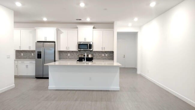Photo - 3199 Streng Ln