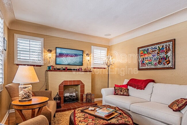 Photo - 3059 W 40th Ave