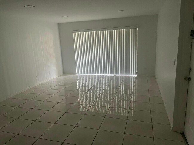 Photo - 209 Foxtail Dr Unit B1