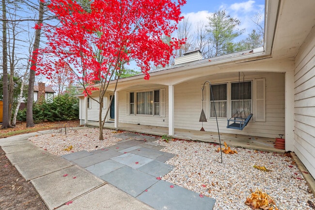 Photo - 34 Galway Ct