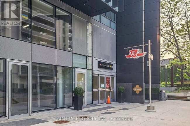 Photo - 1 Gloucester St Unit 1816