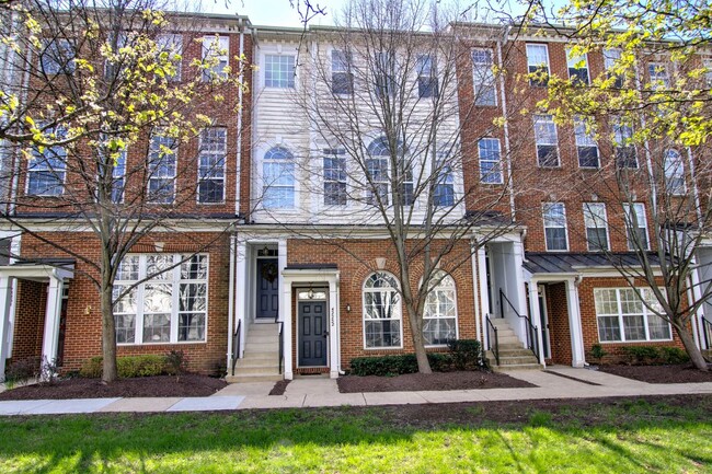 Photo - 42252 Black Rock Terrace Townhome