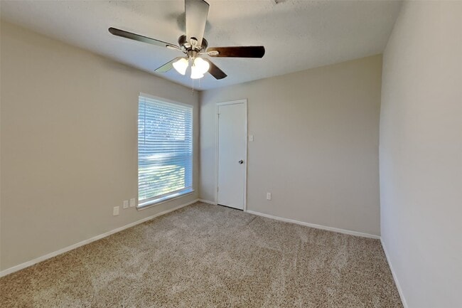 Photo - 2515 Chestnut Cir