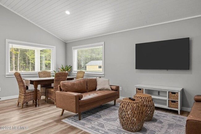 Photo - 148 Long Pond Lp