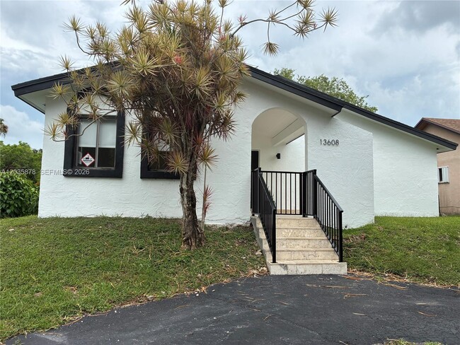 Photo - 13608 SW 286th Terrace