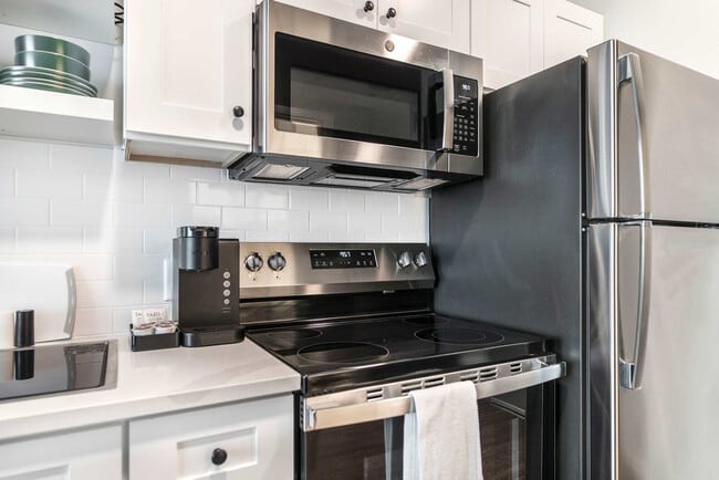 Photo - 520 Martin Luther King Jr Blvd Unit SI ID1356291P