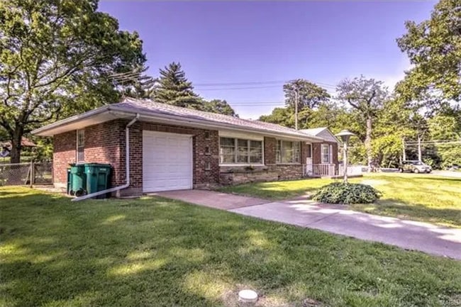 Photo - Charming 2BD/1BA at St. Louis