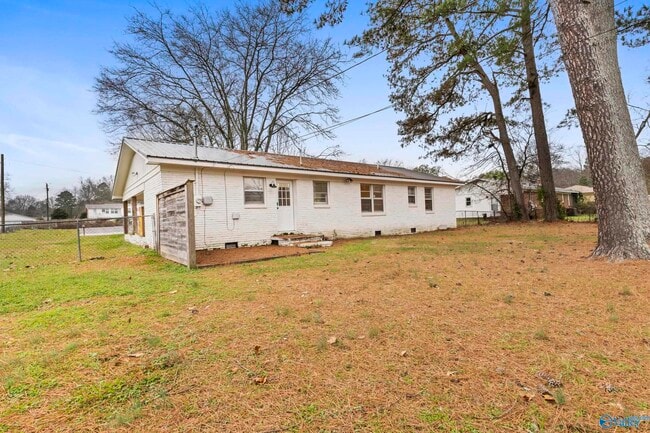 Photo - 3608 Northwest Crestmore Avenue