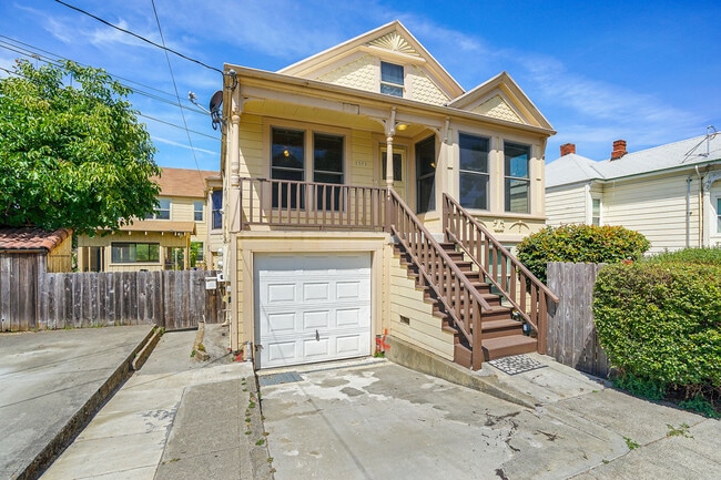Photo - 5553 Vallejo St