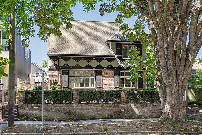 Building Photo - 1151 19th Ave E Unit #B