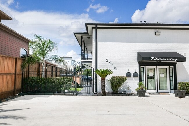 Building Photo - 2919 Wentworth St Unit C