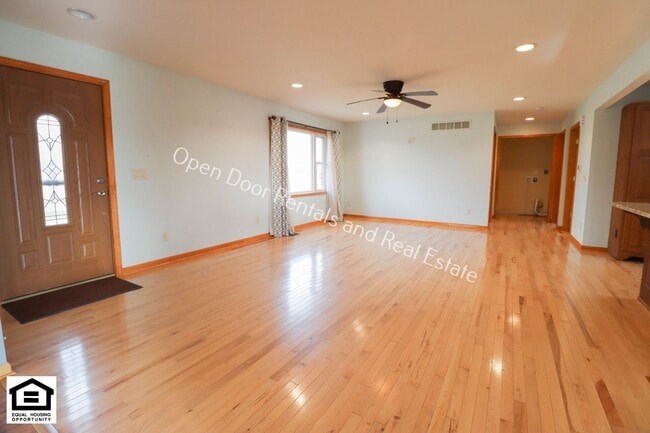 Photo - 8122 Co Rd 60