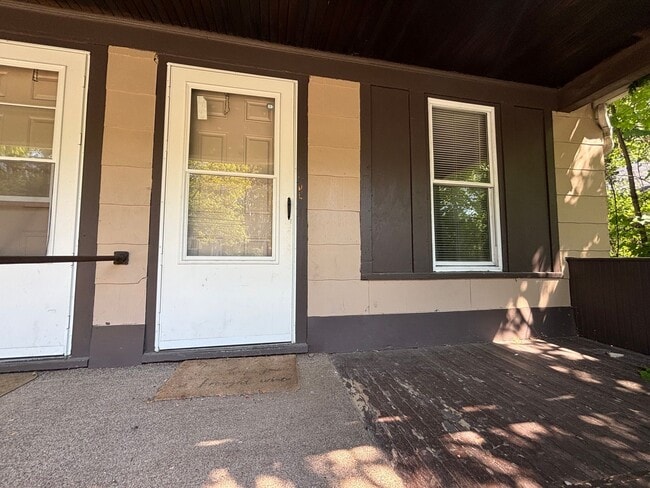 Photo - 86-88 Baycliff Dr Unit 86