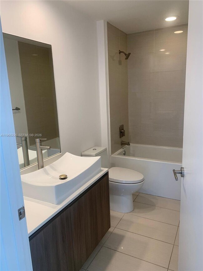 Photo - 201 SW 17th Rd Unit 701