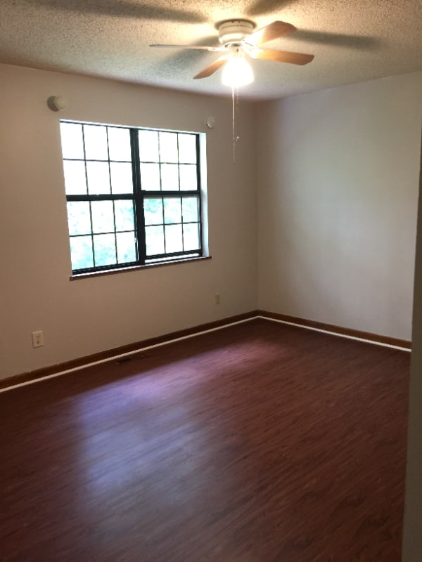 Photo - 75 Ezzard St Unidad 75