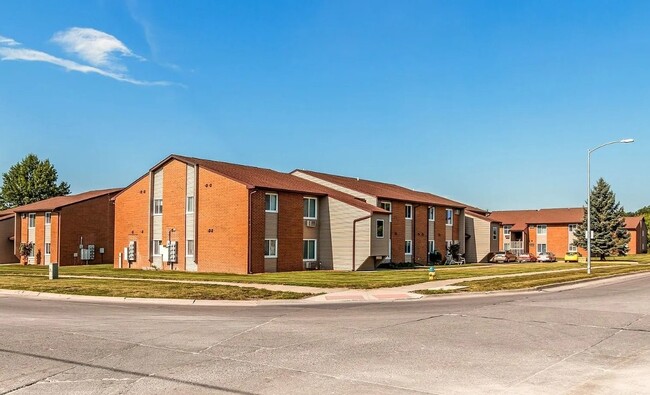 Photo - 902-905 N 14th St