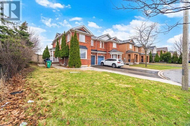 Photo - 19 Silverbell Ct