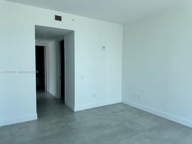 Photo - 17550 Collins Ave Unit 701