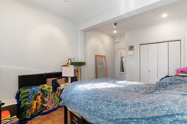 Photo - 99 W 4th St Unit 3B