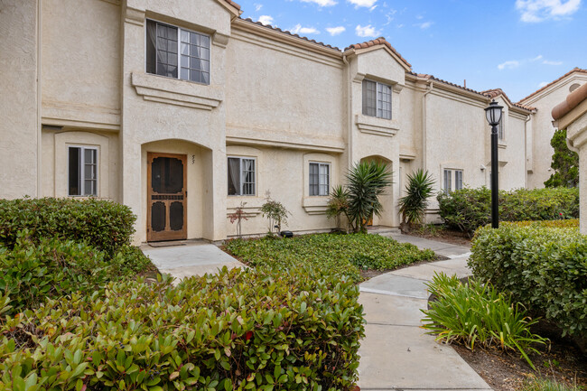 Photo - 1050 La Tortuga Dr Townhome