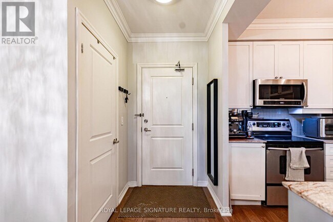 Photo - 245 Dalesford Rd Unit 109