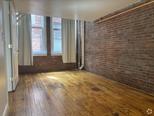 Building Photo - 124 Washington St Unit 301 Rental