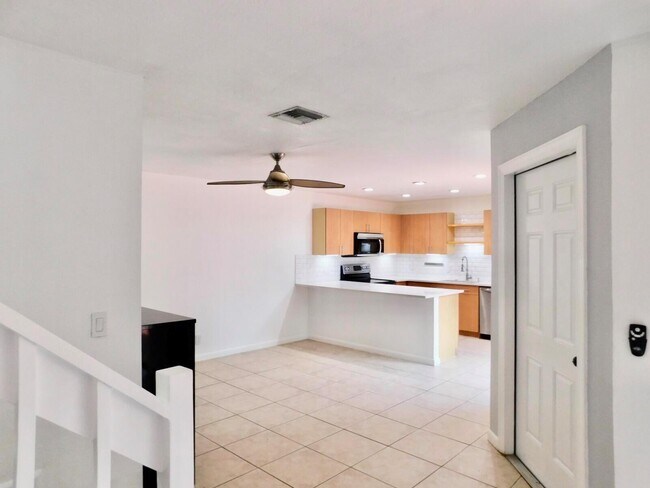 Photo - 4155 Turnberry Cir