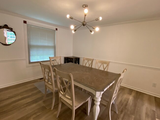 Photo - 7927 Saddleback Pl