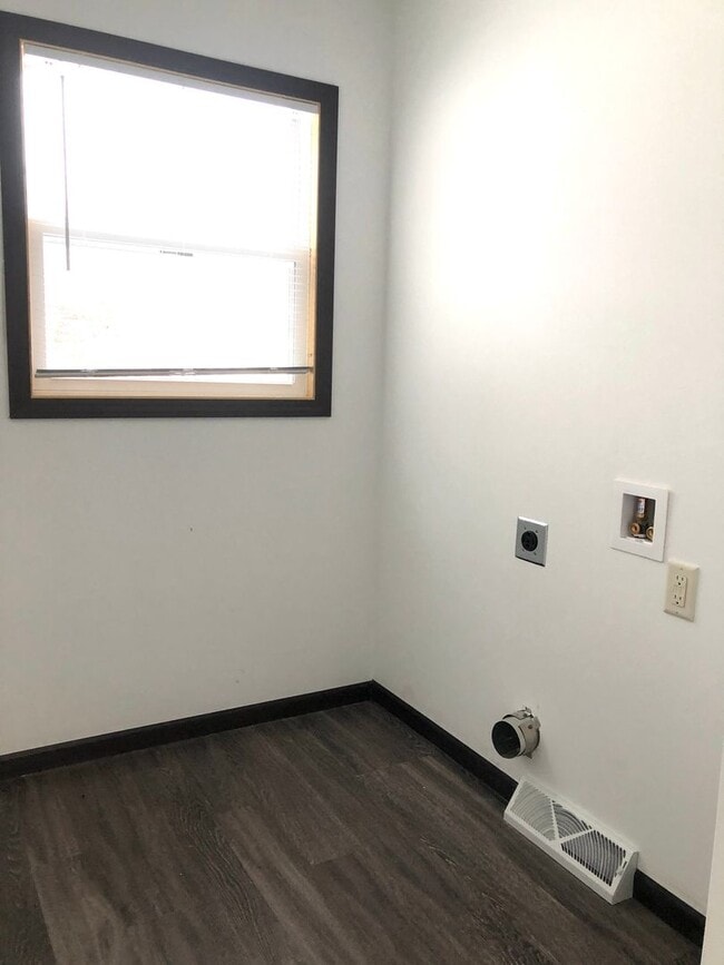 Photo - 122 W Cedar St Unit 122 W Cedar Street Apt B