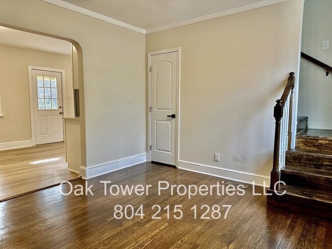 Photo - 6339 Glenway Dr