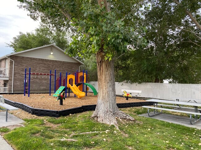 Photo - The Willows Apartments