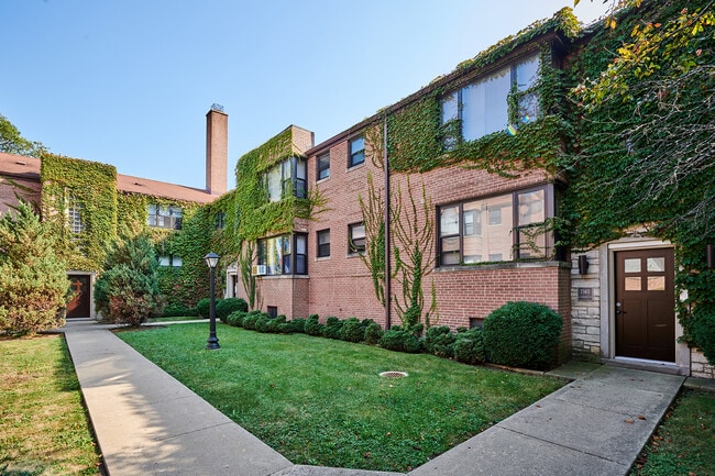 Building Photo - 7375 N Winchester Ave Unit 2W Rental