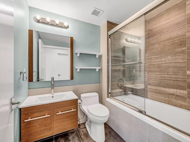 Photo - 35-40-40 30th St Unit 6B