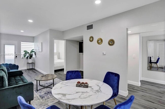 Photo - 10006 E Bay Harbor Dr Unit 13