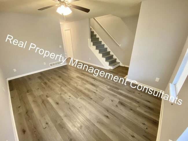 Photo - Redbud Ridge 7 Unidad 1073 Krysti Lane