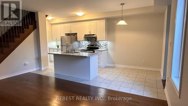 Photo - 220 Coronation Rd