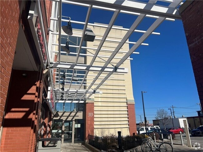 Building Photo - 333 Atwells Ave Unit 208 Rental