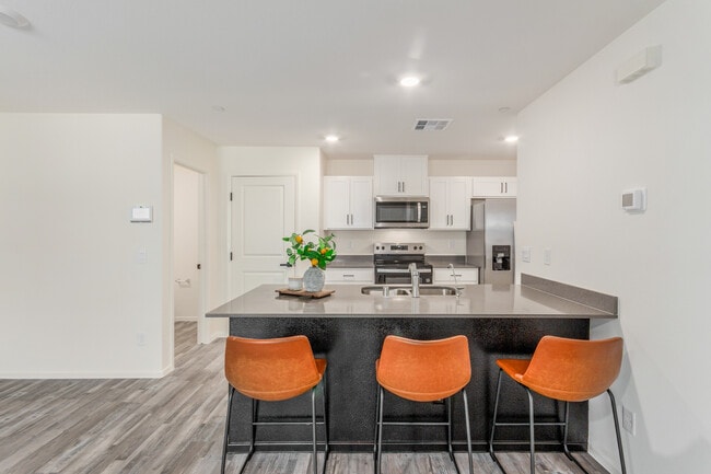 Photo - 7372 Raimee Brk St