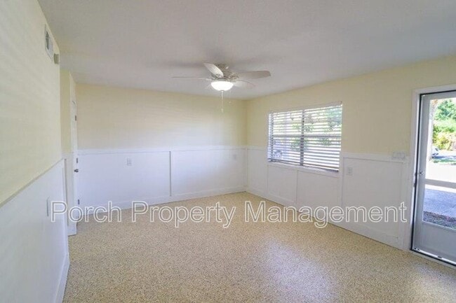 Photo - 157 E Strong St Unit B