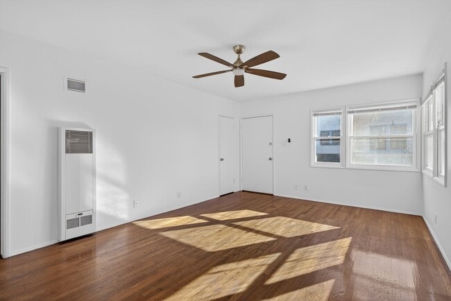 Photo - 525 Chestnut Ave Unidad 525-D