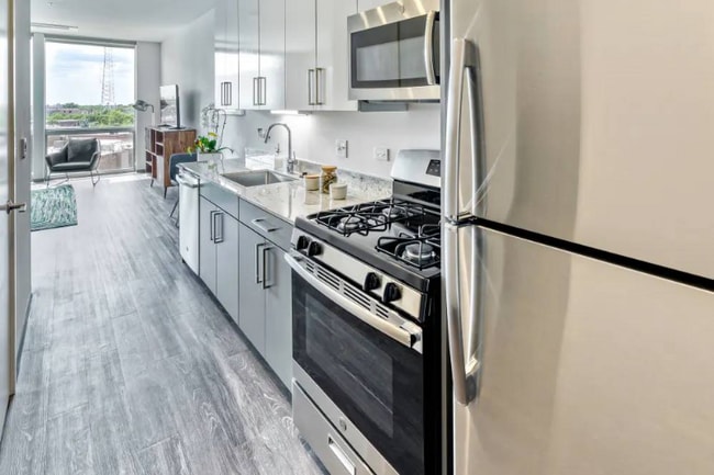 Photo - 2360 N California Ave