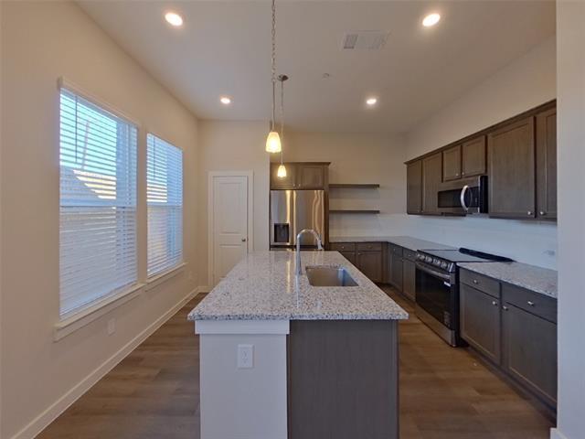 Photo - 101 Oxford Ct