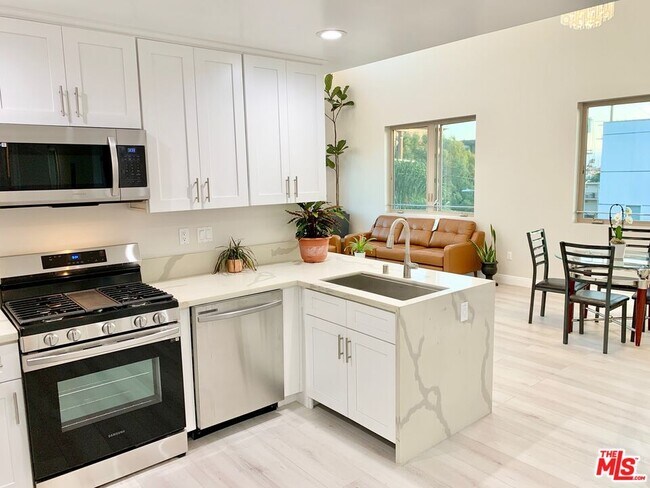 Photo - 11753 Iowa Ave Unit 301