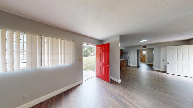 Photo - 3BR/1BA HOUSE - Riverview Area  ** QUICK M...