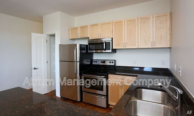 Photo - 3618 E Broad St